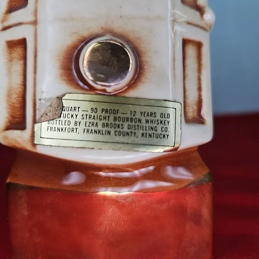 San Francisco Decanter Cable Car Liquor Bottle VTG 68 Ezra Brooks Powell & Hyde